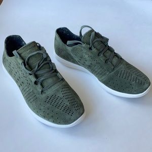 Under Armour Casual Sneakers